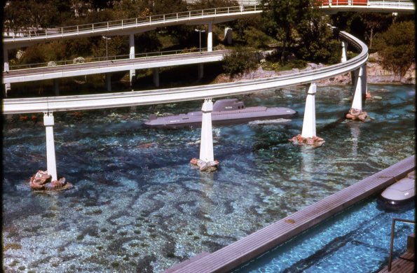 s2_001_SubmarineRideDisneyland