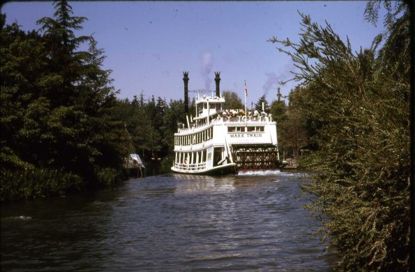s2_023_MarkTwainDisneyland