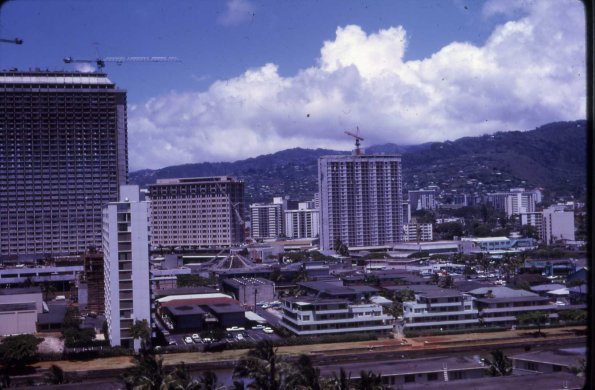 s3_006_TowardDowntownHonoluluFromMyApt