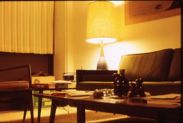 s5_036_LivingRoom031